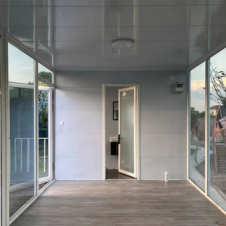 Prefab Hotel Homestay Container House Luxury Steel Structure Apple Pod